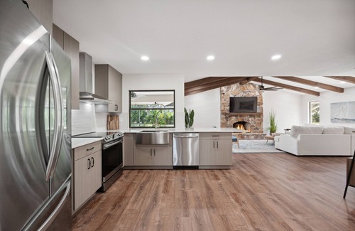 Osprey House | Southbay Yacht and Racquet Club Retreat close to Casey Key and Nokomis Beach