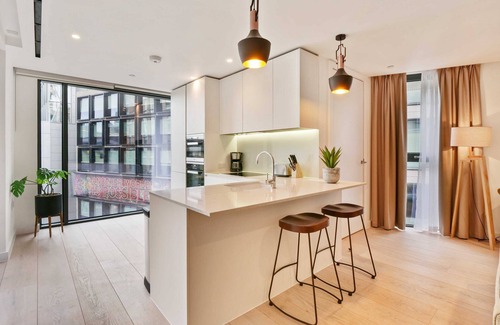 Cathedrals Apartment | Southwark Residences by Aeria Apartments