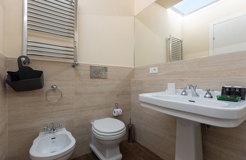 Rione II Trevi Apartment | SPA apartment Via Barberini