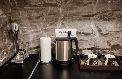 Novi Sad Apartment | SPA Lux Premier with Jacuzzi, Sauna and private parking