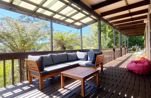 Glenfield House | Spa Nest Glenfield｜Spacious 7BR Retreat｜Movie Lounge｜Nice Big Garden｜Kids’ Zone