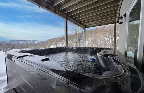 Ellicottville Cabin | Spa Play & Stay @ Slopeview 10+