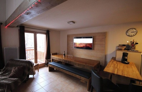 La Plagne-Tarentaise Apartment | Spacieux 8/10 Dans Chalet - Superbe VUE et Piscine - à 150 M DES Pistes