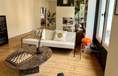 14th Arrondissement Apartment | Spacieux et élégant appart Paris