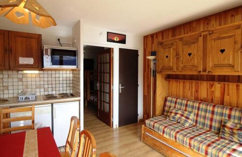 Auris Apartment | Spacieux studio cabine 6 pers, skis aux pieds à Auris - FR-1-297-274