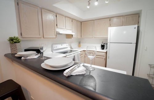 Pembroke Pines Apartment | Spacious 1/1 in Pembroke w/pool gym & self parking