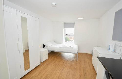 Liverpool Apartment | Spacious 13 Bedroom Apartment in Liverpool