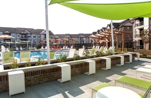 Jeffersontown Apartment | Spacious 1BR Suite | Pool, Parking + Gym D