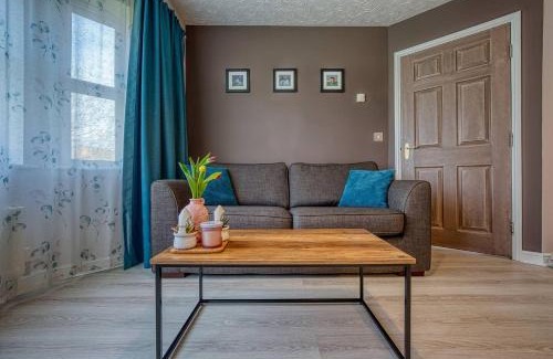 Solihull Apartment | Spacious 2-Bed Flat Close To NEC BHX HS2