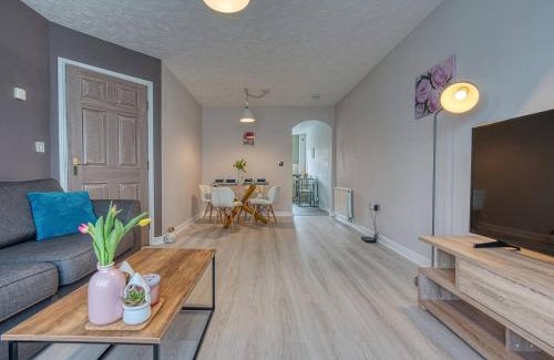 Solihull Apartment | Spacious 2-Bed Flat Close To NEC BHX HS2