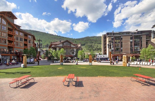 Copper Mountain Village Condo | Spacious 2-Bedroom in Heart of Copper Mountain, Next to Lifts, Hot Tub - MP626