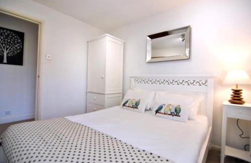 Windsor Apartment | Spacious 2-Bedroom Apartments in Windsor CH