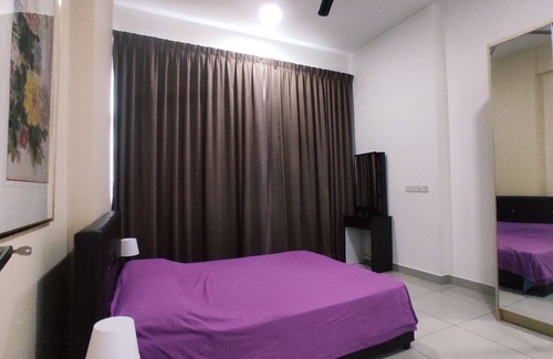 Bayan Lepas Apartment | Spacious 2-Bedroom with Morning's Sea View & Amenities
