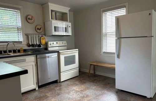 Fargo Apartment | Spacious 2BR Apt in the Heart of Fargo