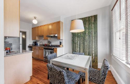 Cherry House | Spacious 2BR in Myers Park with sunroom