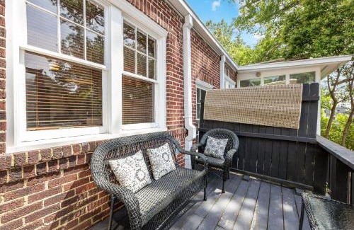 Cherry House | Spacious 2BR in Myers Park with sunroom