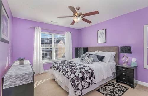 Apex House | Spacious 3 bed 4 bath with room for 8 in popular Apex, NC. Pet friendly!