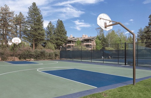 Klamath Falls Apartment | Spacious 3-bedroom in charming Klamath Falls