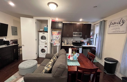 Washington Heights Apartment | Spacious 3-bedroom apartment in marvelous New York
