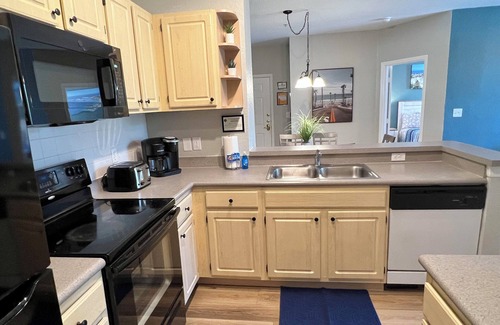 Lindfields Condo | Spacious 3-bedroom condo with WiFi, AC in lovely Kissimmee near Disney world