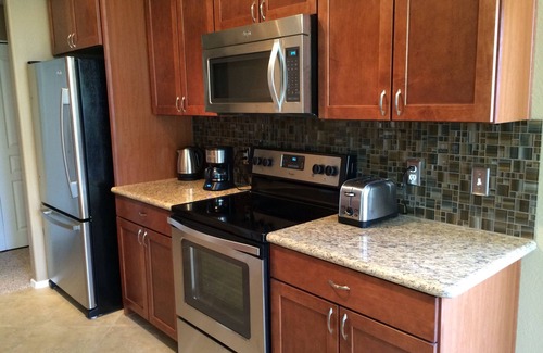 Gilbert Condo | Spacious 3 bedroom poolside condo in a well-located, quiet, resort-style complex