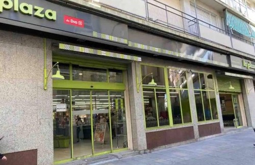 La Trinidad-San Juan y Todos los Santos Apartment | Spacious 3-BR Apartment in Central Córdoba, Near Historic Sites