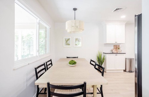 Mount Washington House | Spacious 3B Ranch by Mercy Anderson, 15 min to DT