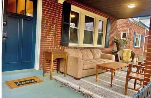 Mount Lebanon House | Spacious 3BR Home w/Movie Theater!nn
