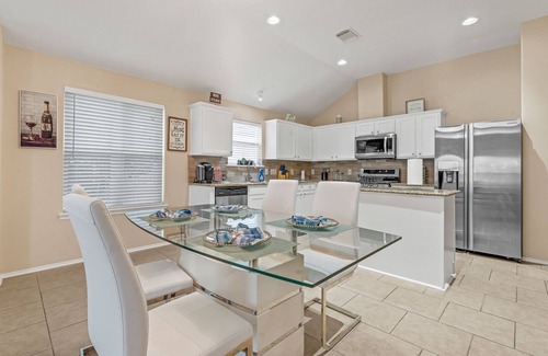 Spring House | Spacious 3BR Spring TX Home, Office, EV Charger, Patio, Pet-Friendly