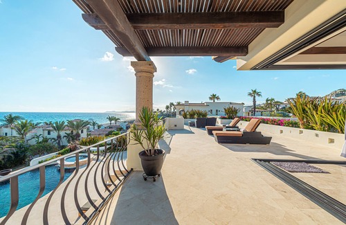 Buzzards Villa | Spacious 4 BD Oceanview Villa with a Private Pool