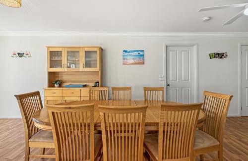 Broulee House | Spacious 4-Bed Home 2-Min to the Beach