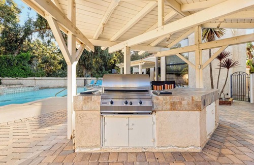 Bolsa Chica-Heil House | Spacious 4-bedroom house in awesome Huntington Beach with Pool/Park/Games