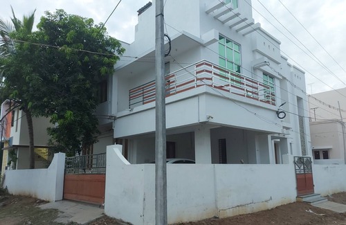 Lalgudi House | Spacious 4-bedroom 5 beds building with WiFi, AC in enjoyable Tiruchirappalli