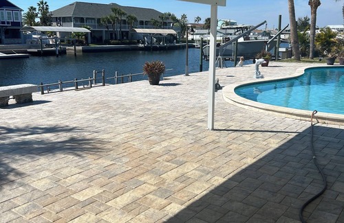 Spring Hill House | Spacious 4-bedroom house in beautiful Hernando Beach with WiFi, pool, sleeps 8