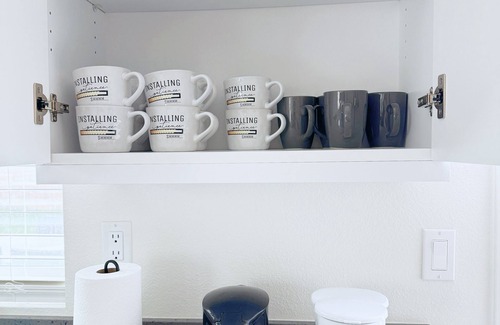 Rubidoux House | Spacious 4-bedroom house with WiFi, AC in peaceful neighborhood, Free Parking