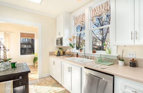 Fairfield Historic District House | Spacious 4-bedroom house in enjoyable Shreveport with WiFi, AC