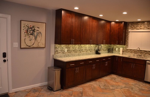 Roswell House | Spacious 4 Bedroom Home Centrally Located in Downtown Roswell