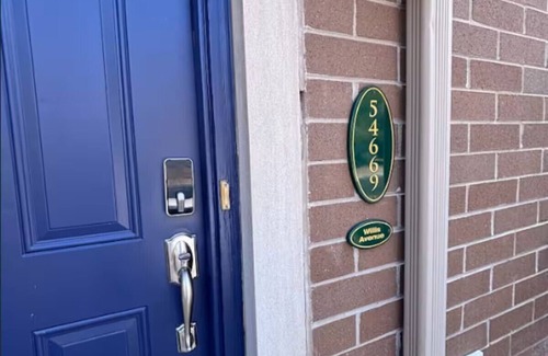 Notre Dame House | Spacious 4-bedroom townhome in peaceful area near Notre Dame