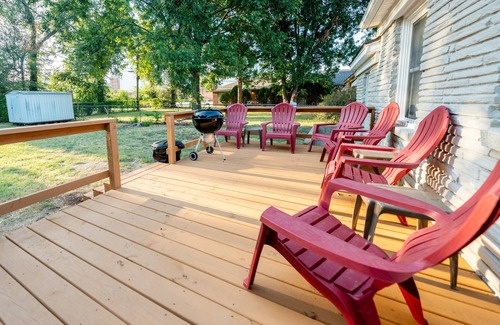 Norman House | Spacious 4BR/2BA Home - Closest Stay to OU Stadium & Campus