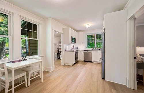 Ephraim House | Spacious 4BR Retreat | Walk to Sunsets on the Bay