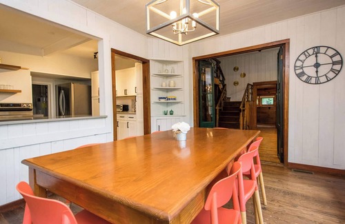 Hendersonville House | Spacious 4BR w/Fireplace + Ping Pong | Free Tix