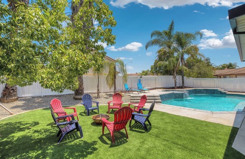Riverside House | Spacious 5-Bed, 3-Bath Riverside Home with Pool & Jacuzzi