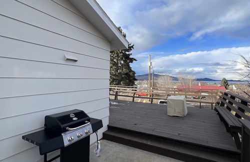Polson House | Spacious 5 Bed Family Retreat Near Flathead Lake, Glacier National Park and more