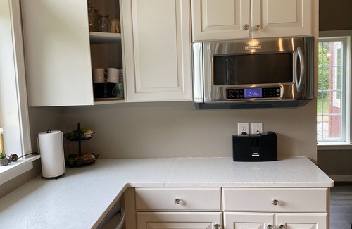 Roach House | Spacious 5 Bedroom, 3.5 Bathroom Lakeview home with a large yard awaits!