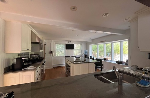 Falmouth House | Spacious 5 bedroom 4.5 bath home centrally located mile to beach town