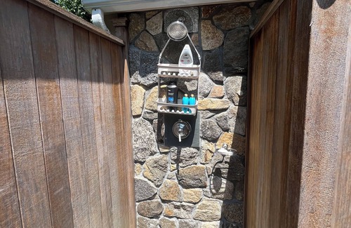 Falmouth House | Spacious 5 bedroom 4.5 bath home centrally located mile to beach town