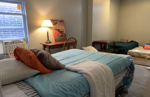 Lindenwood Park Condo | Spacious 5-bedroom condo with AC and WiFi in beautiful St. Louis