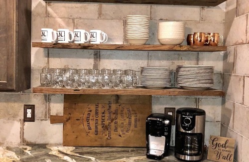 Leakey House | Spacious 5-bedroom house in serene Leakey with gorgeous views!