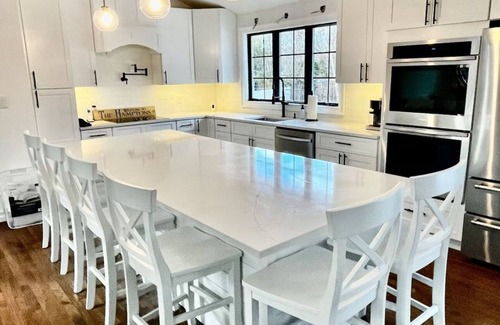 East Quogue House | Spacious 5-bedroom house with AC, WiFi in charming East Quogue
