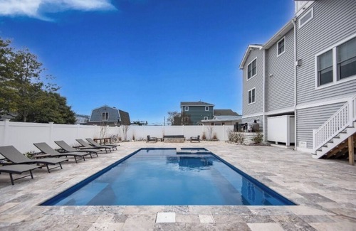 Ship Bottom House | Spacious 5-bedroom house with in ground pool/hot tub in fabulous Ship Bottom